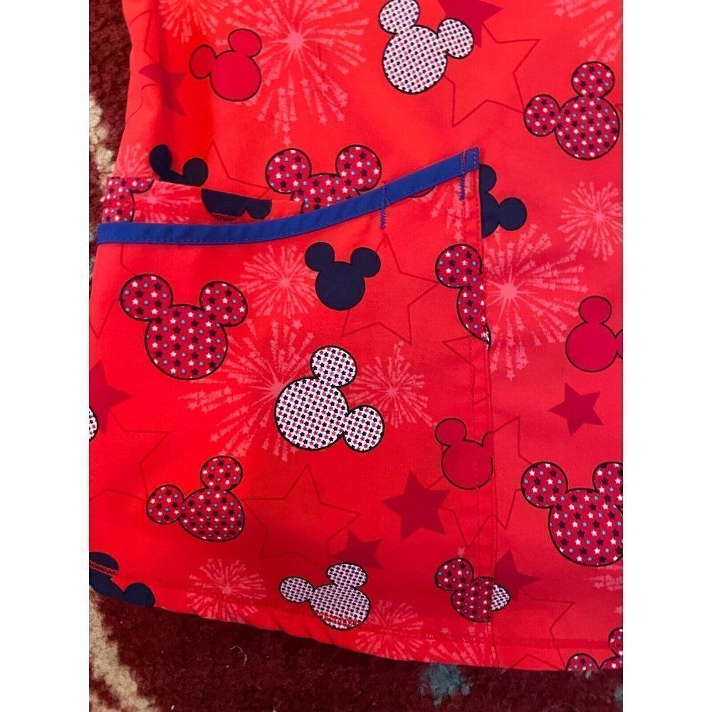 Disney | America Red White Blue Mickey Mouse Pockets Scrub Top Sz XL - Picture 2 of 6